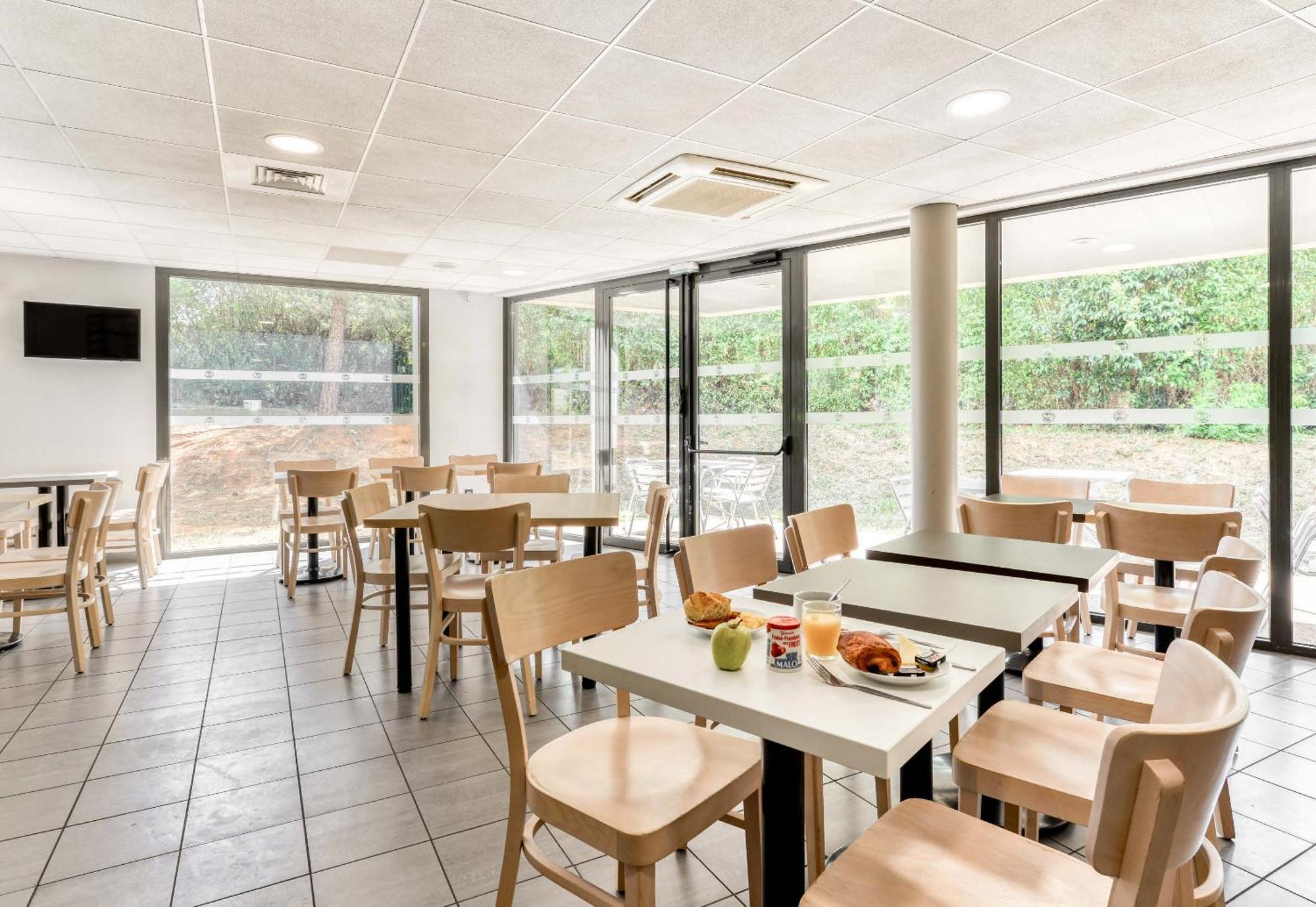 B&B Hotel Montpellier Centre Le Millenaire Экстерьер фото
