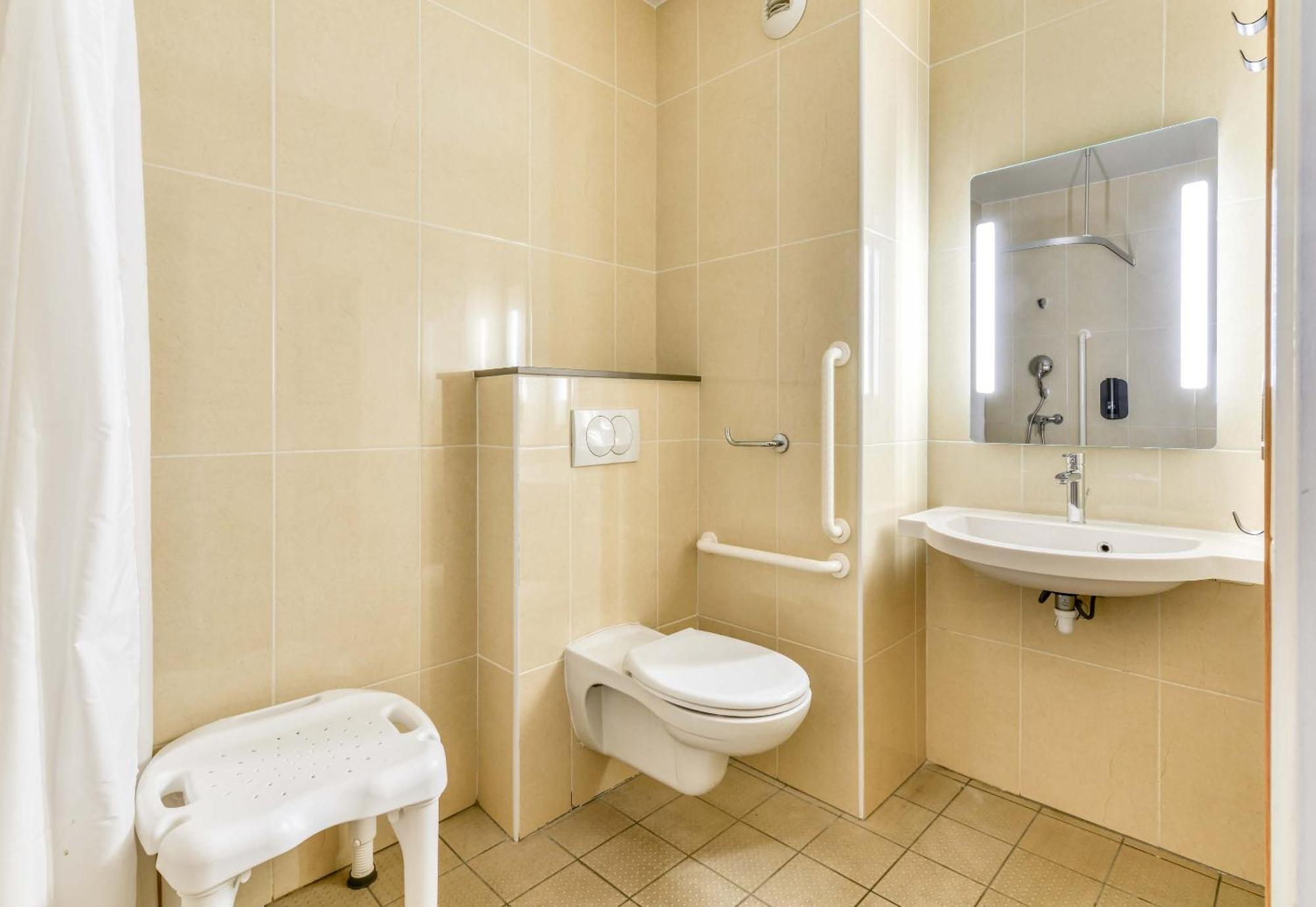B&B Hotel Montpellier Centre Le Millenaire Экстерьер фото